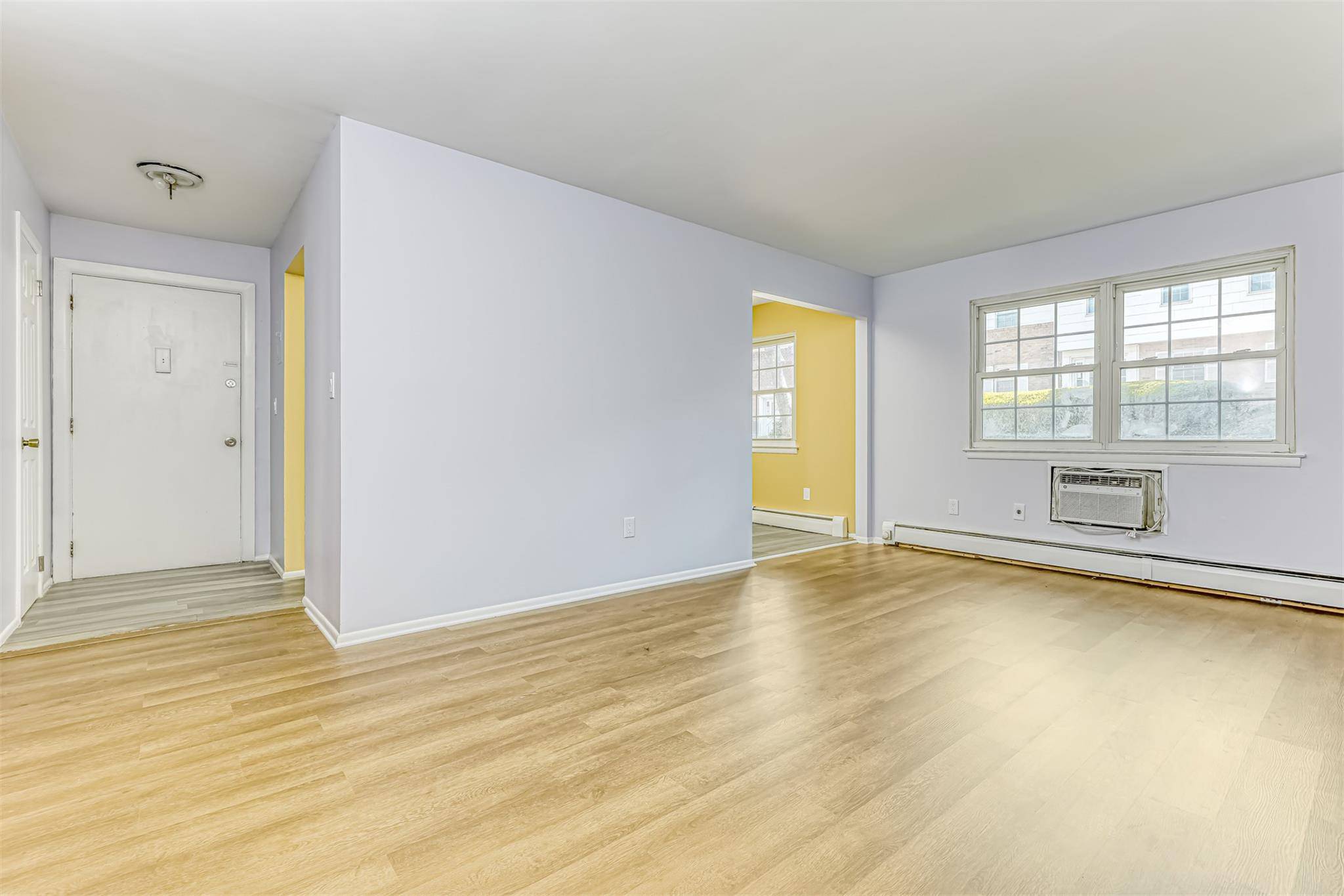 Suffern, NY 10901,114 Parkside DR #114