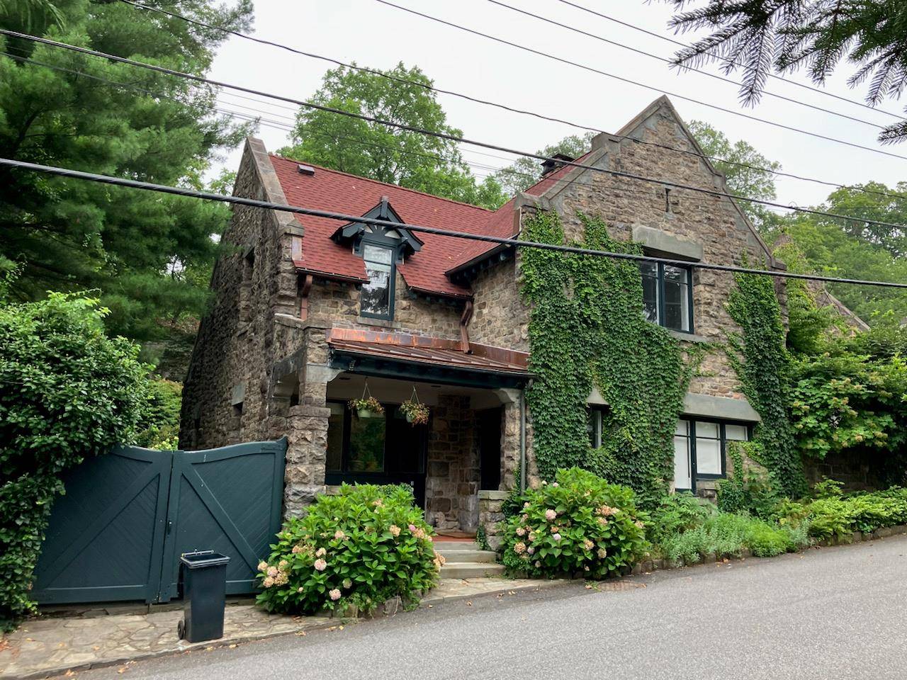 Tuxedo Park, NY 10987,55 Clubhouse