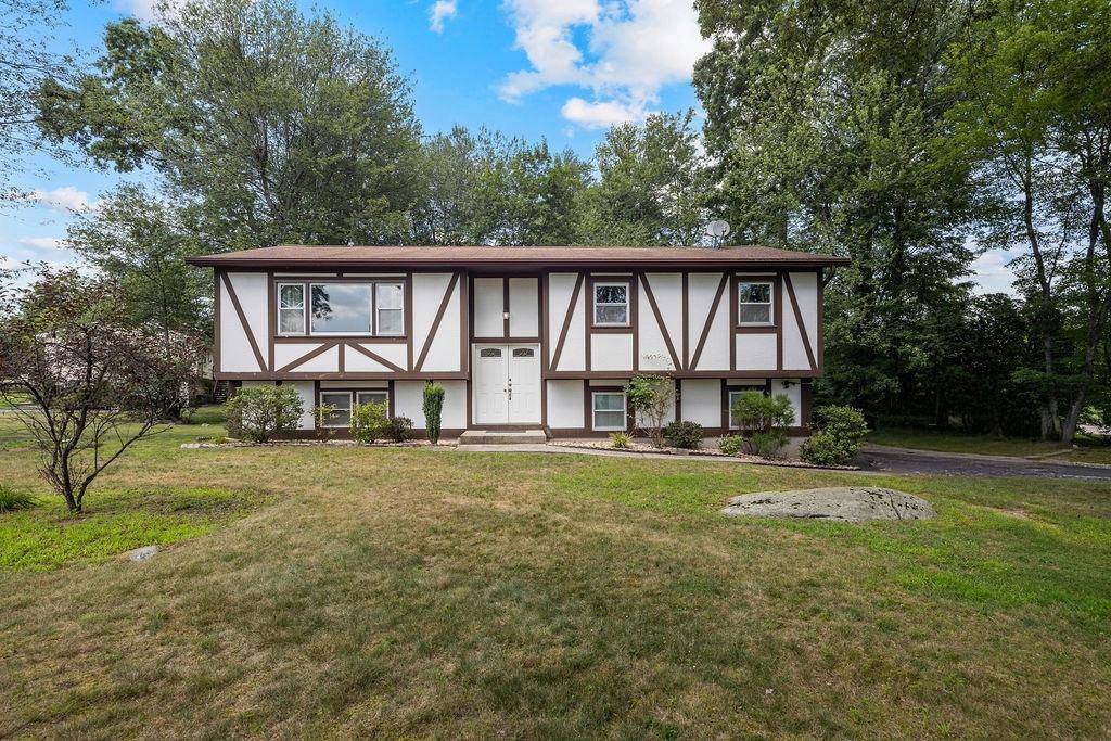 New City, NY 10956,16 Green Bower LN