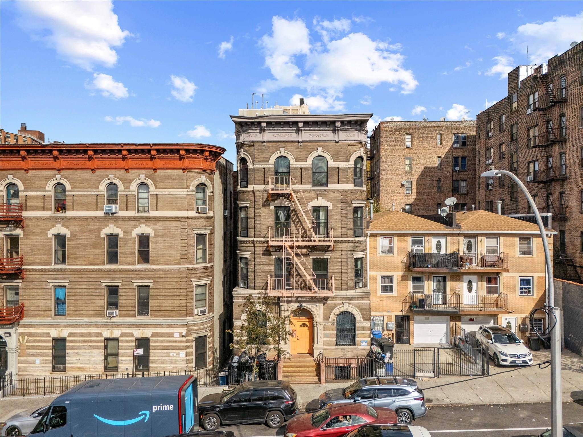 Bronx, NY 10456,579 E 168th ST