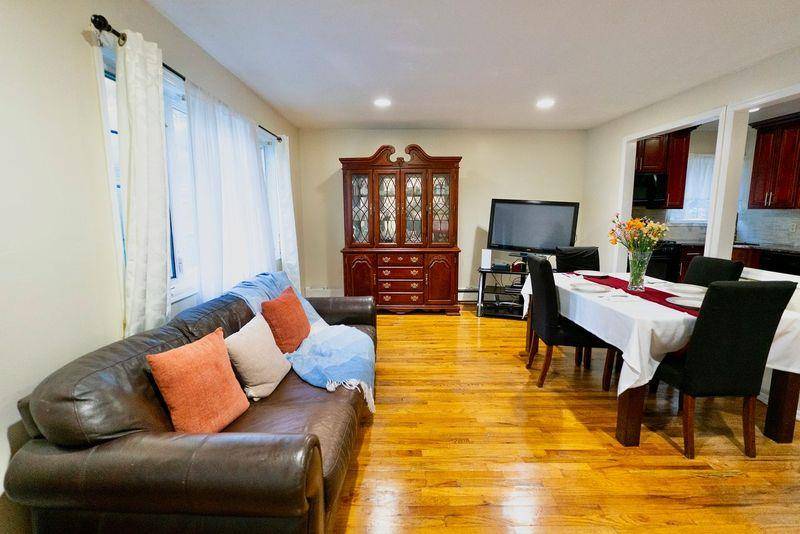 Jamaica, NY 11436,13332 143rd ST