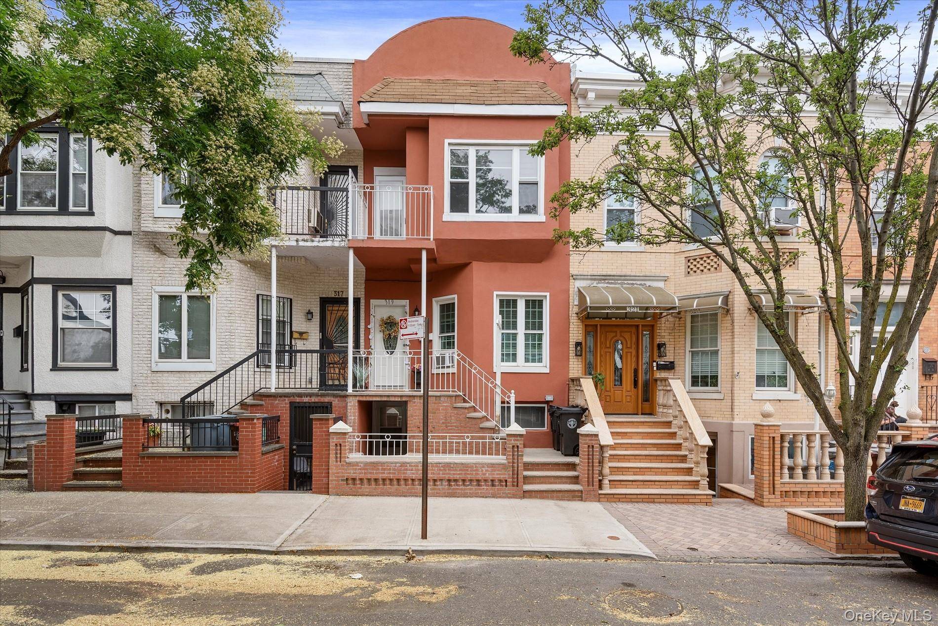 Brooklyn, NY 11218,319 Vanderbilt ST