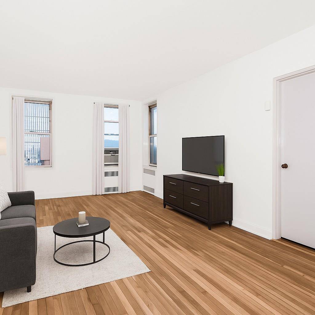 Bronx, NY 10462,2102 Holland AVE #6D