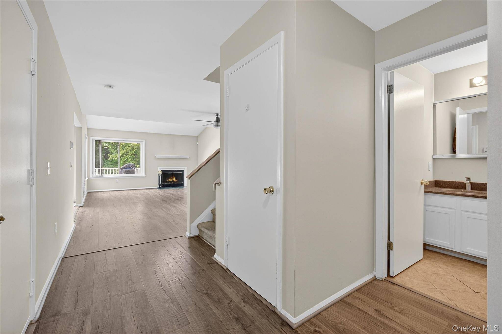 Hopewell Junction, NY 12533,32 Meadow WAY