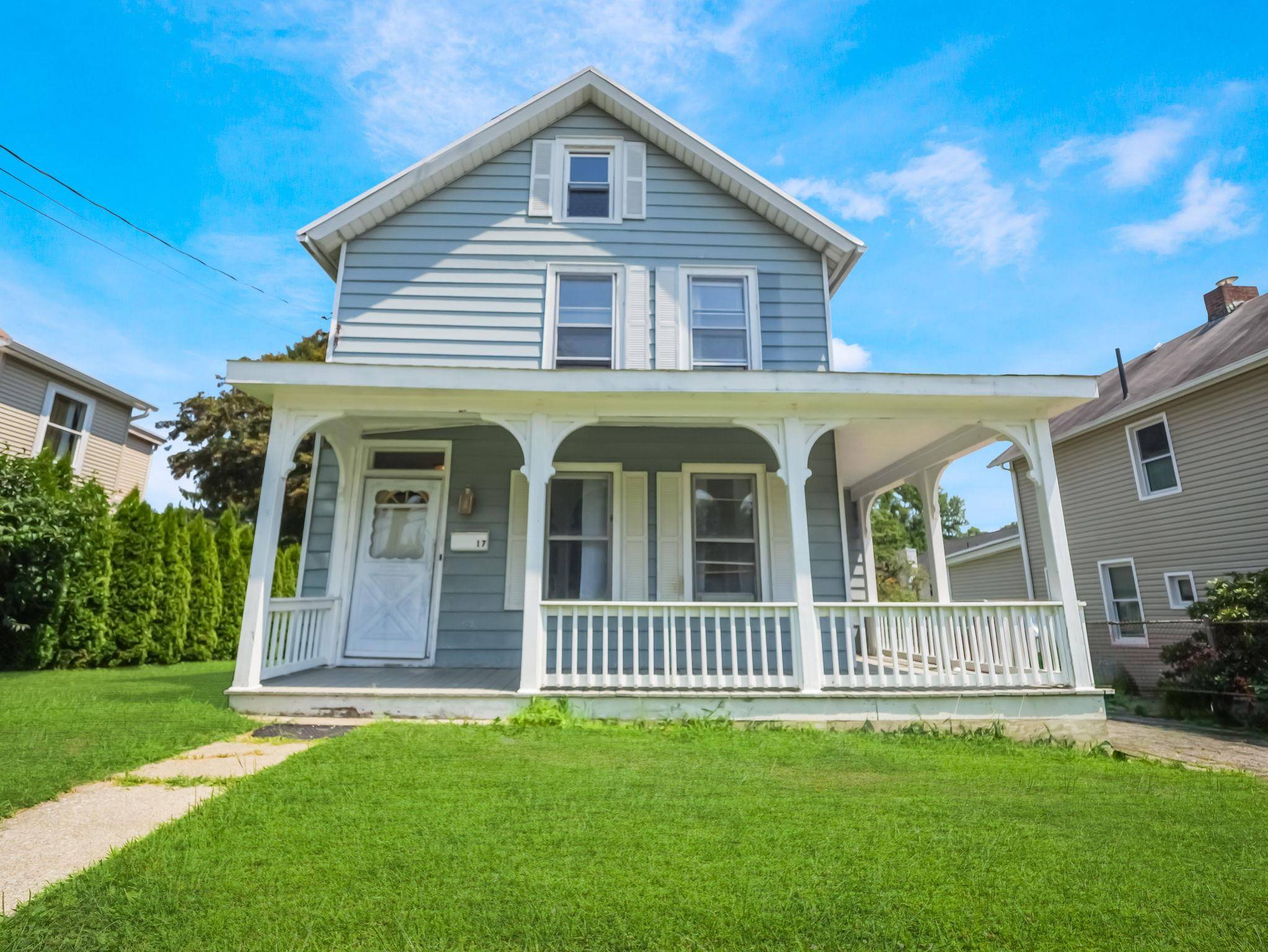 Beacon, NY 12508,17 Maple ST