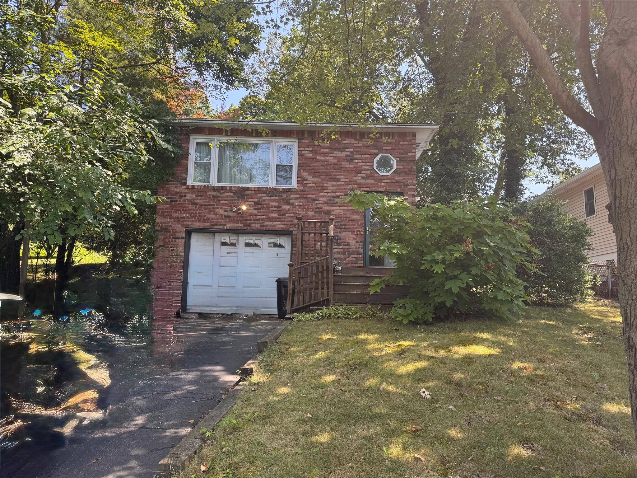 Pearl River, NY 10965,286 Railroad AVE