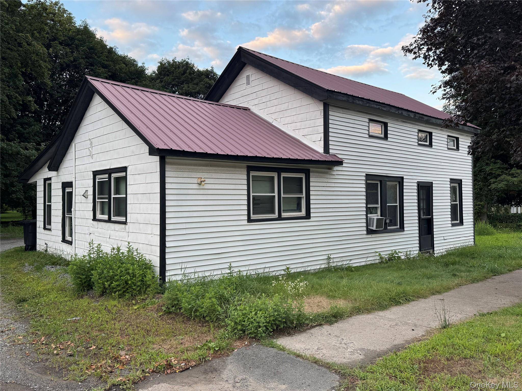 Wurtsboro, NY 12790,56 Sullivan ST