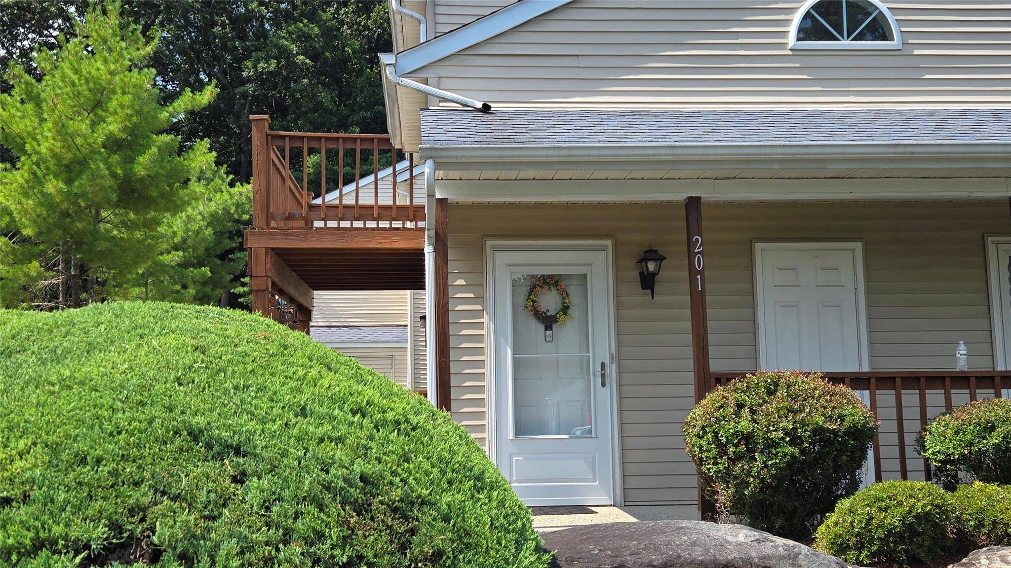 Highland Mills, NY 10930,201 Ruby CT