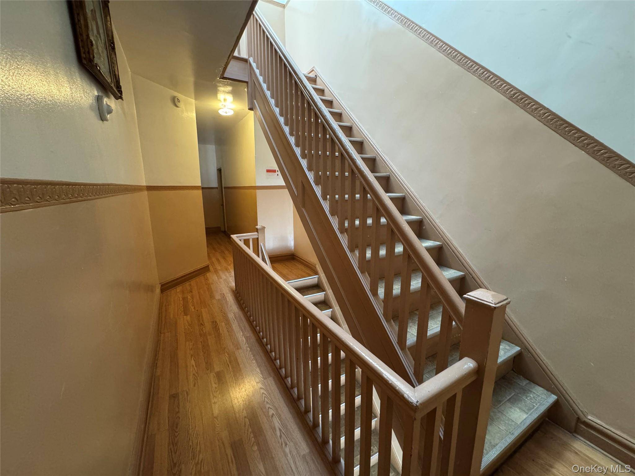 Astoria, NY 11103,30-20 43rd ST