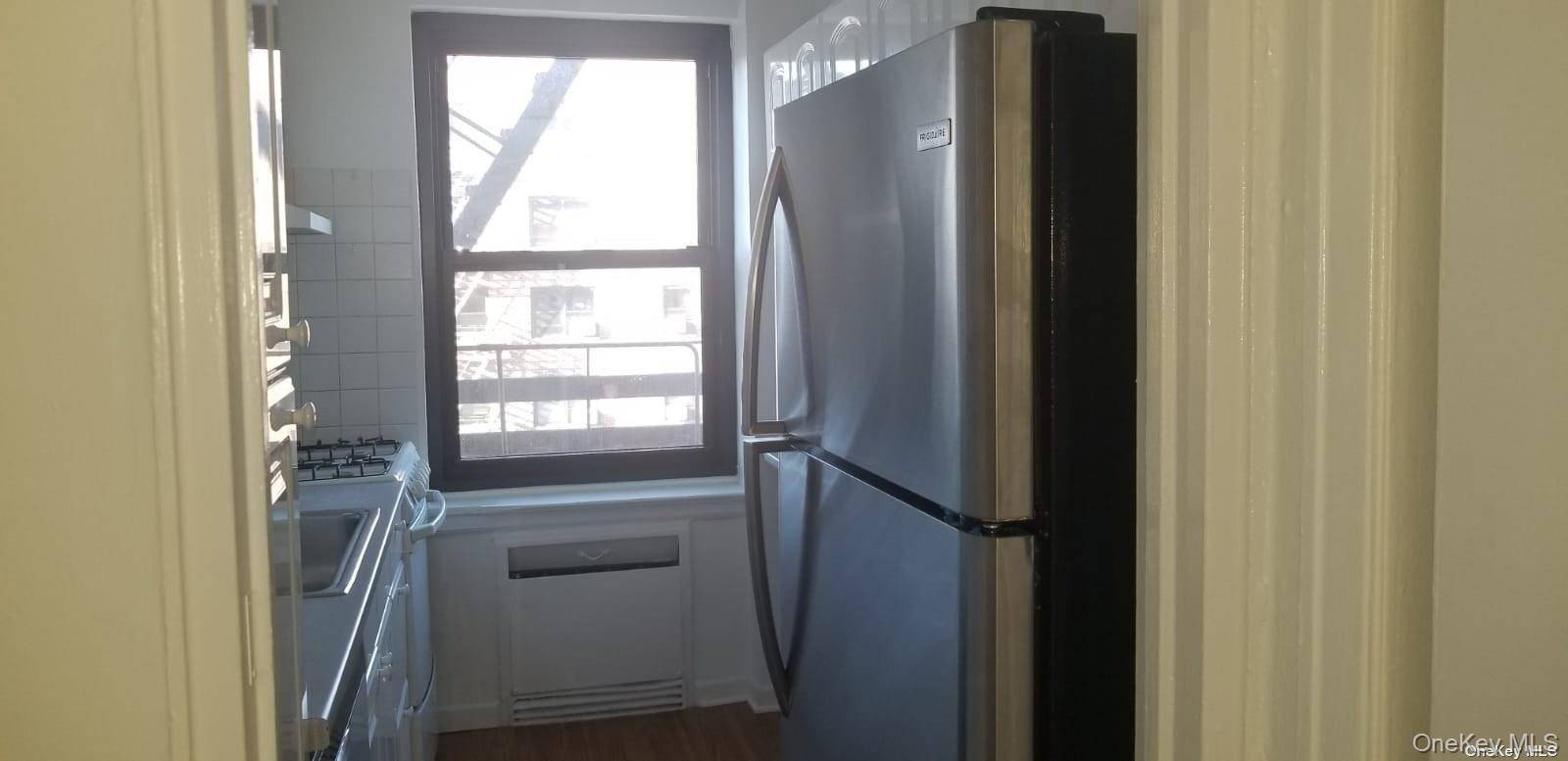 Bayside, NY 11364,73-45 210th Street Apt #4B