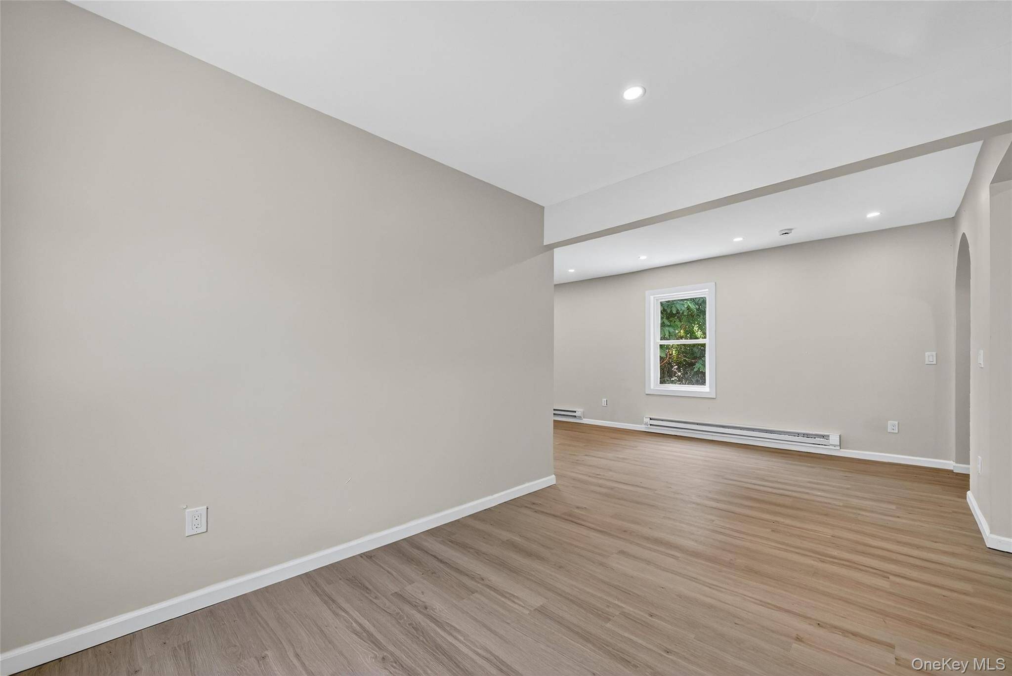 New Windsor, NY 12553,1068 River RD