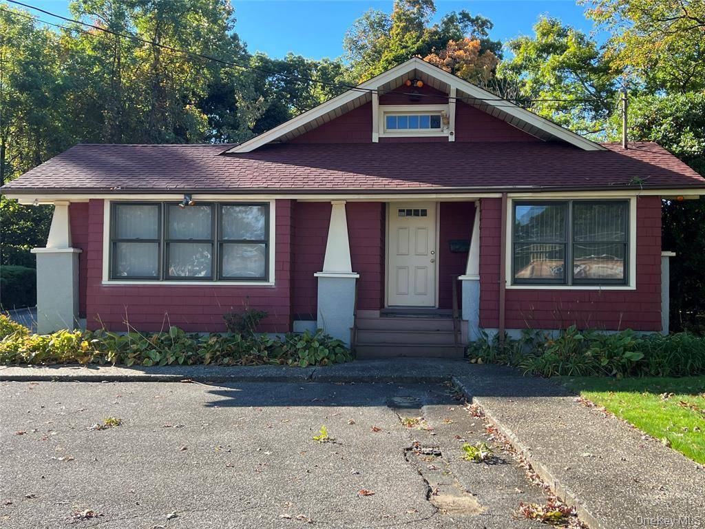 Centereach, NY 11720,2566 Middle Country RD