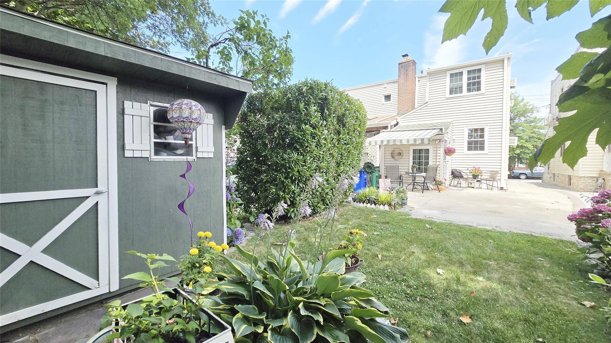 Little Neck, NY 11363,4330 248th ST