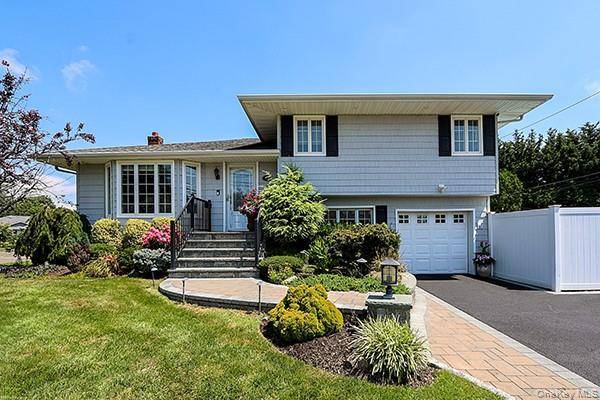 Plainview, NY 11803,12 Barnum AVE