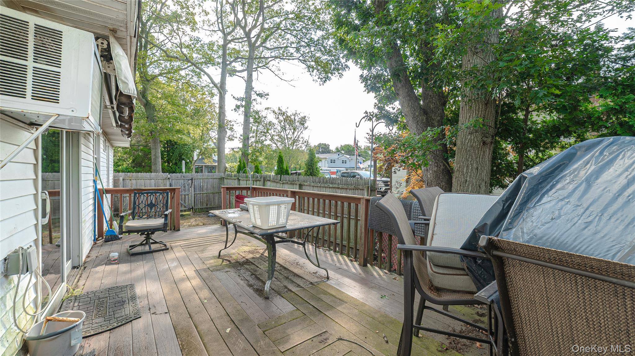 Bay Shore, NY 11706,1120 Spur DR