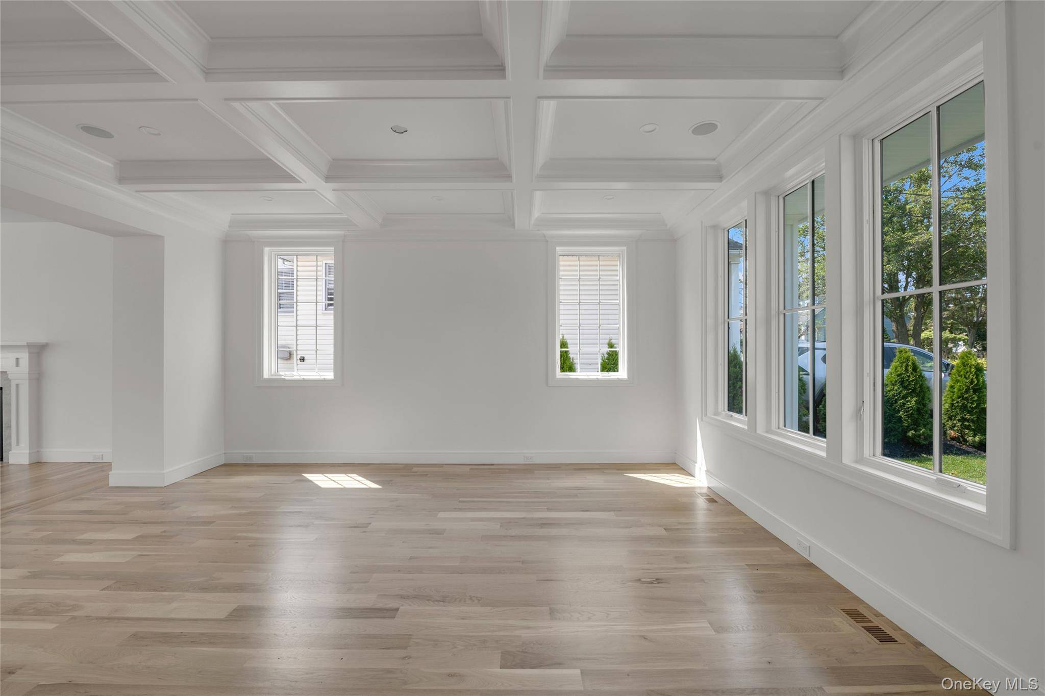 Manhasset, NY 11030,50 Highland TER