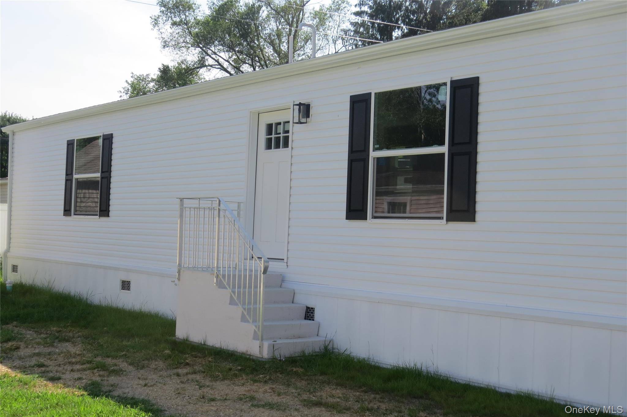 Hopewell Junction, NY 12533,723 Beekman #35