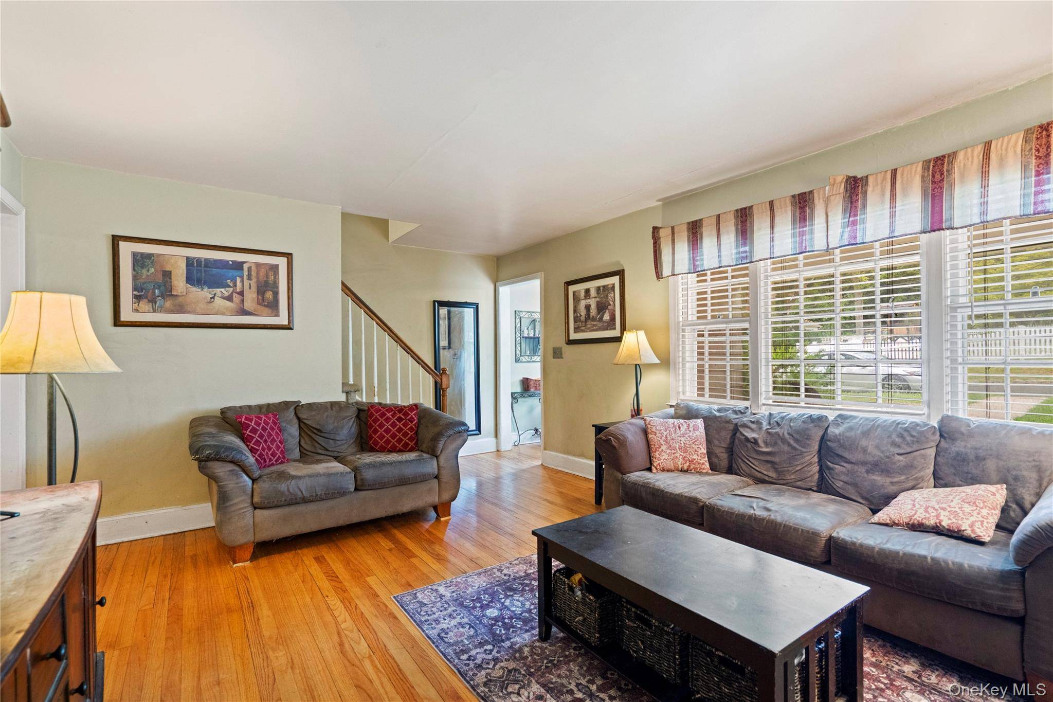 Woodbury, NY 11797,25 Hillside AVE