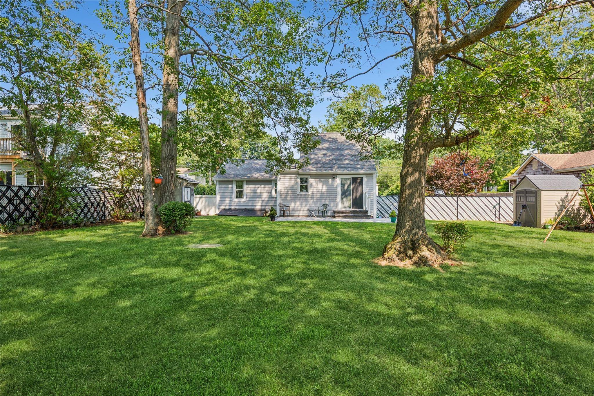 Yaphank, NY 11980,236B German BLVD