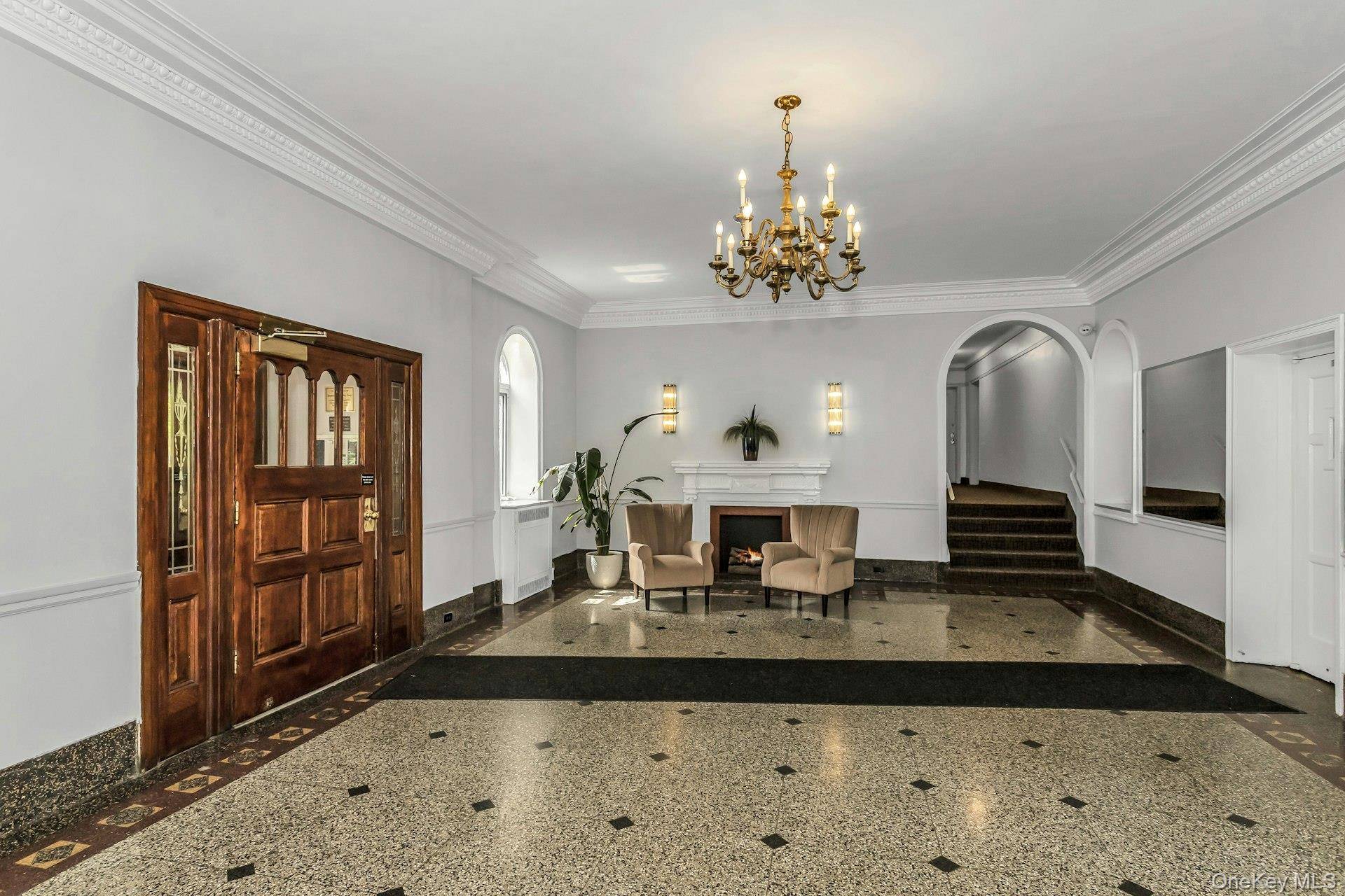 Forest Hills, NY 11375,111-39 76 RD #B7