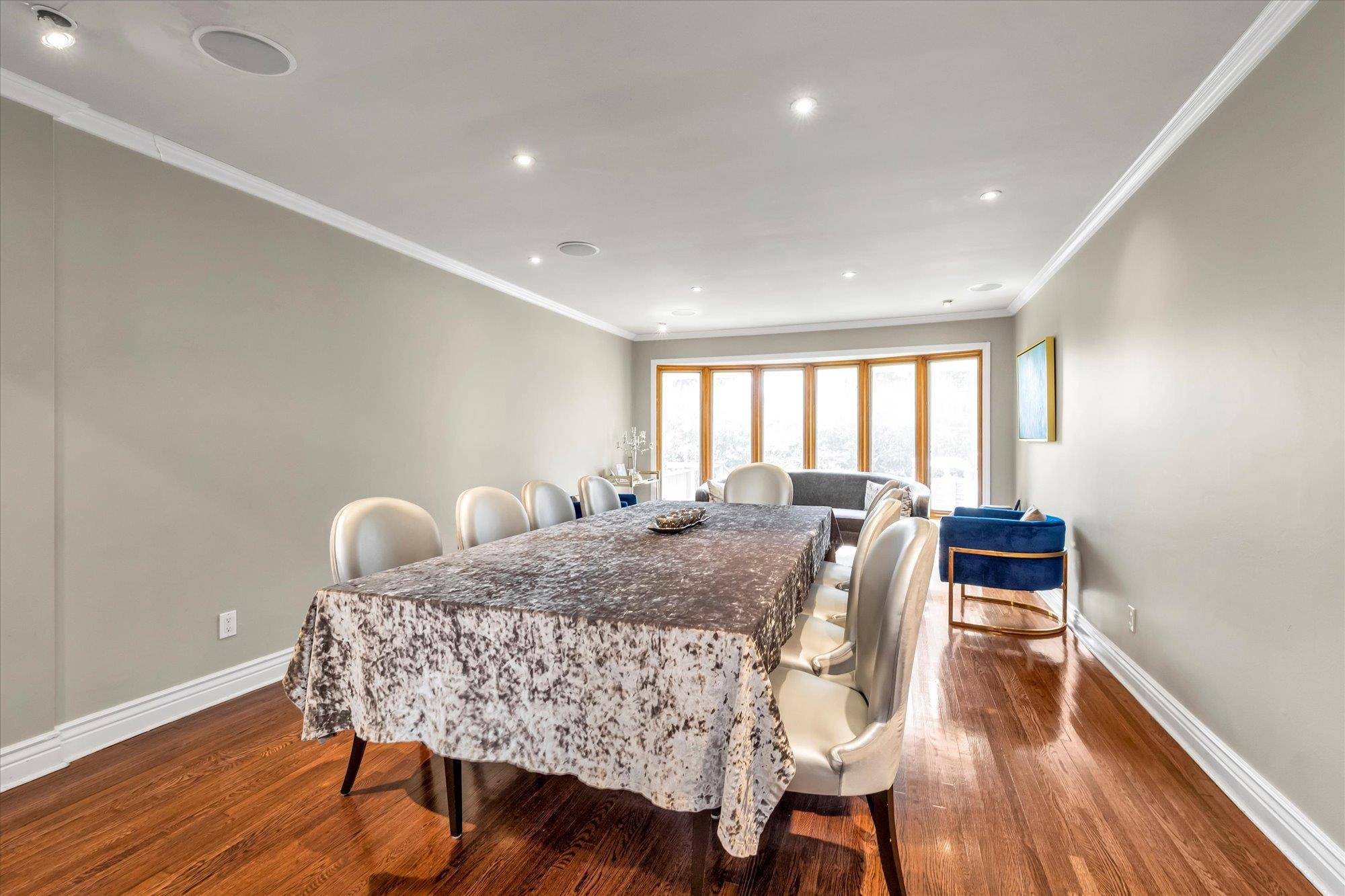 North Woodmere, NY 11581,636 Diane PL