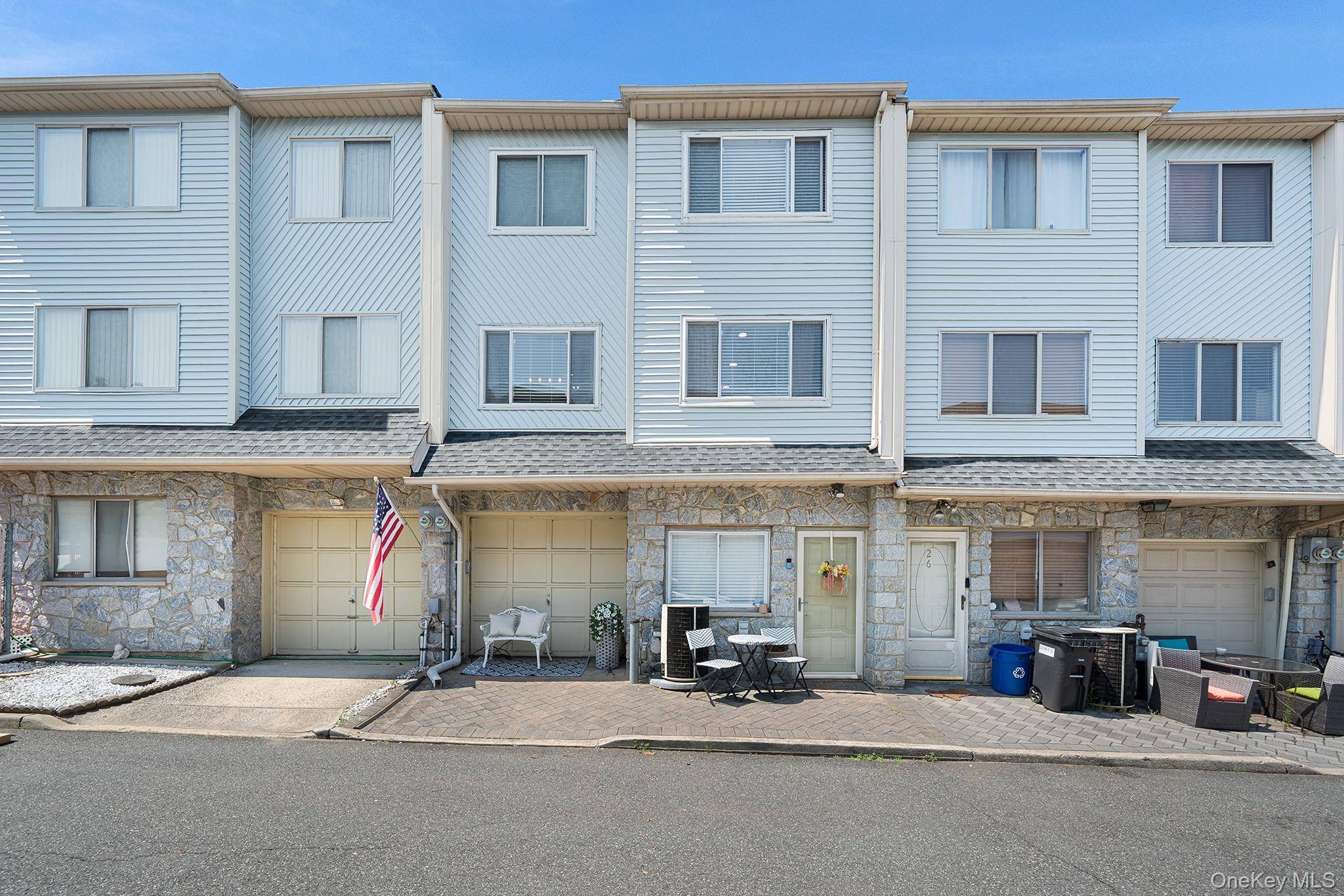 Staten Island, NY 10309,28 Wirt LN