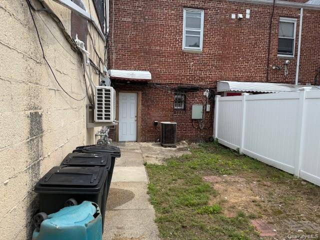 Valley Stream, NY 11580,124 Rockaway AVE