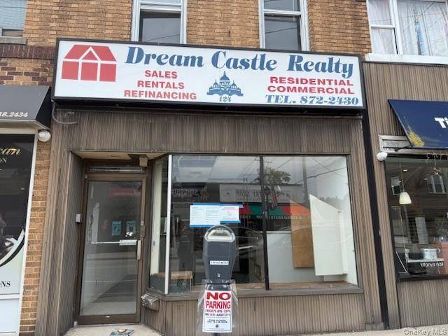 Valley Stream, NY 11580,124 Rockaway AVE