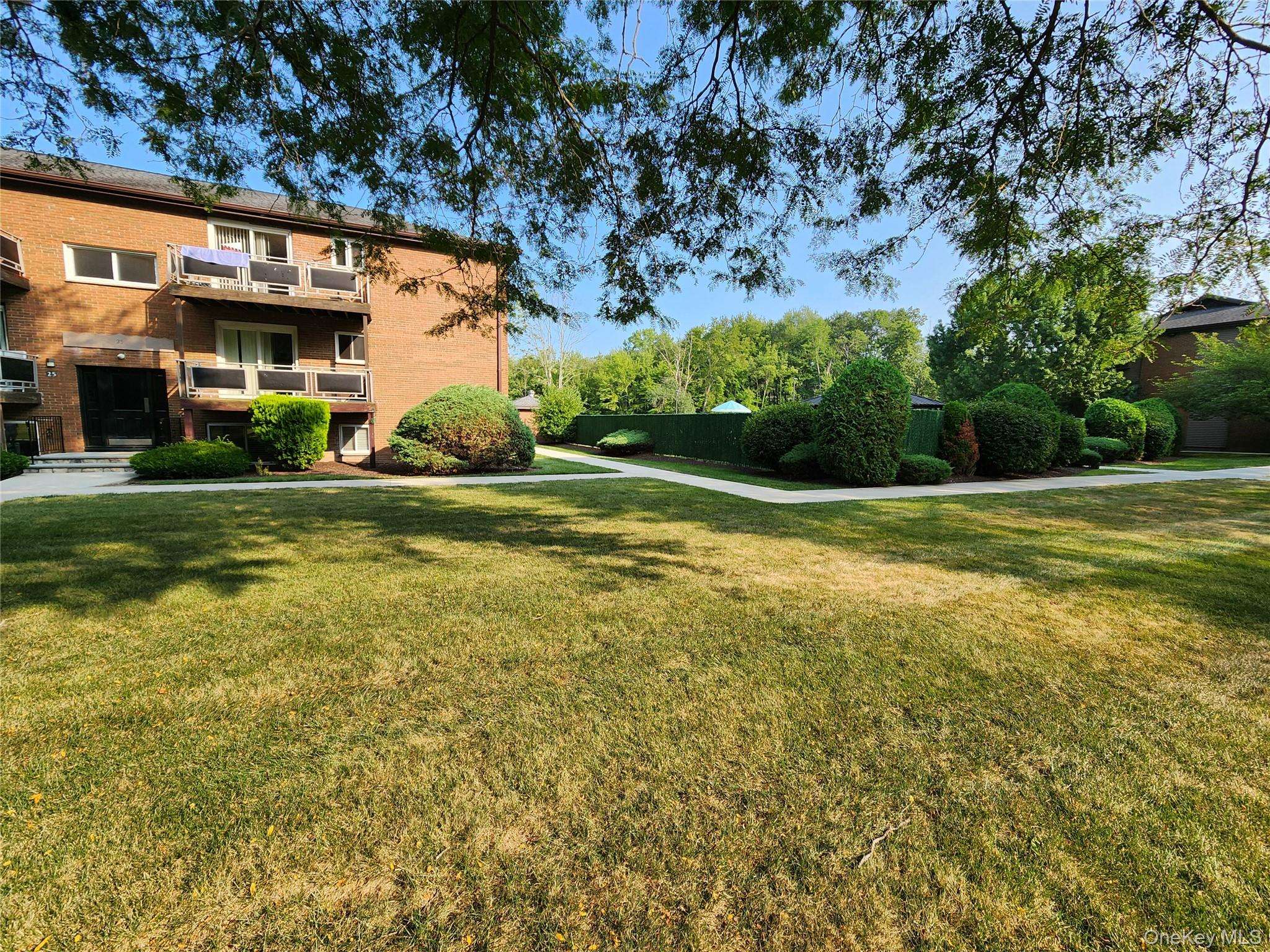 Monroe, NY 10950,25 Tanager RD #2504
