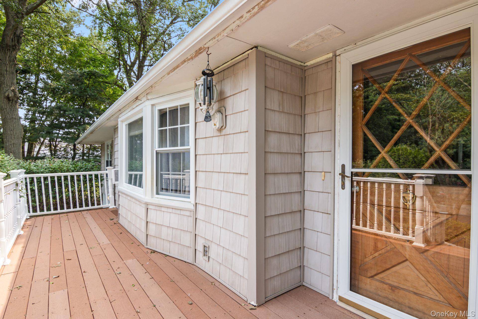 Miller Place, NY 11764,4 Berry LN