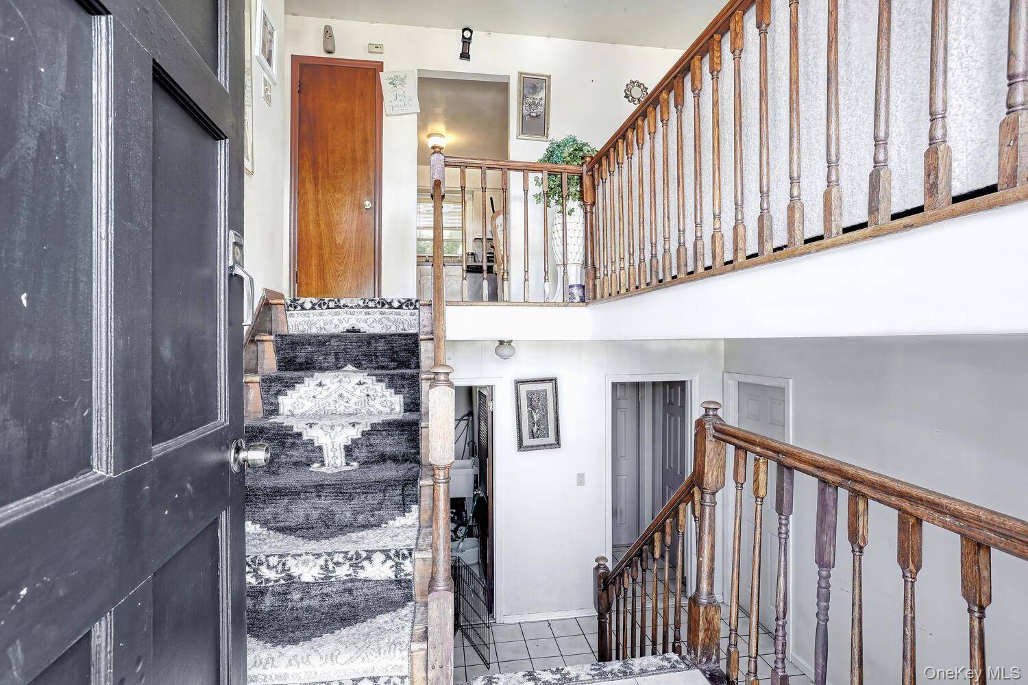 Valley Cottage, NY 10989,14 Rock DR