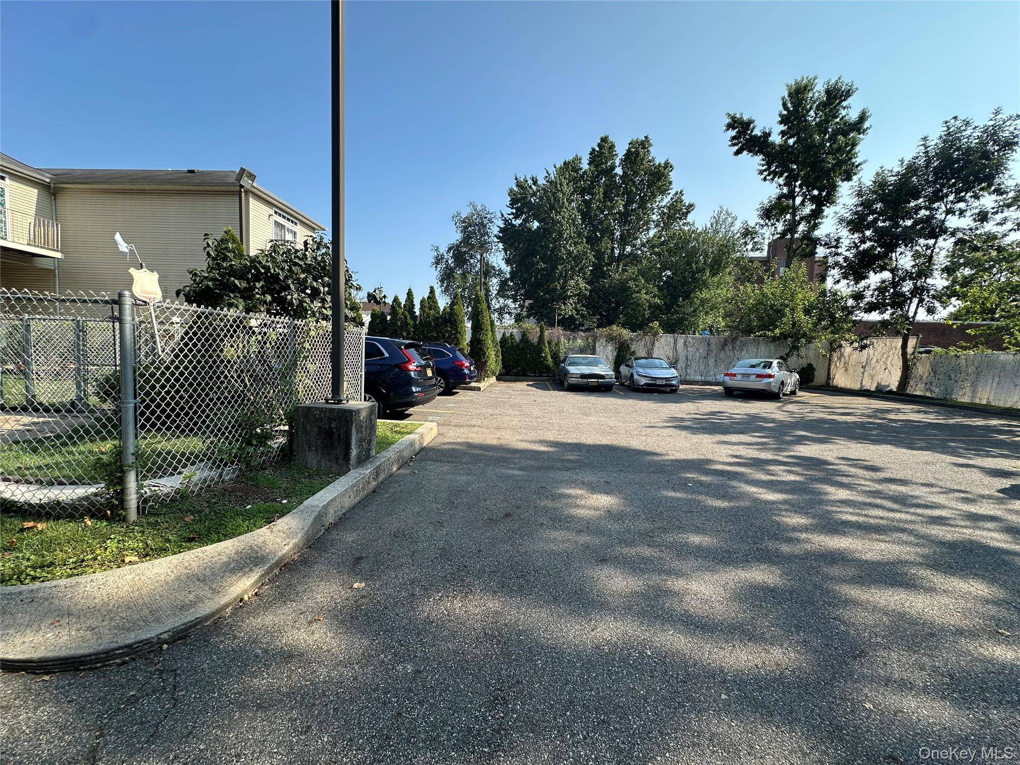 Staten Island, NY 10303,342 Union Avenue, #P7