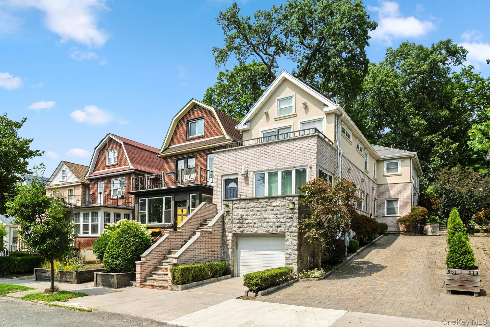 Bronx, NY 10471,351 W 262nd ST