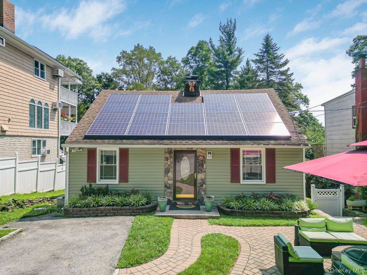 Yonkers, NY 10710,66 Lakeview AVE