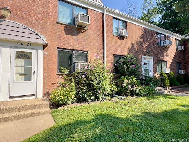 Bayside, NY 11364,216-25 73 AVE #1