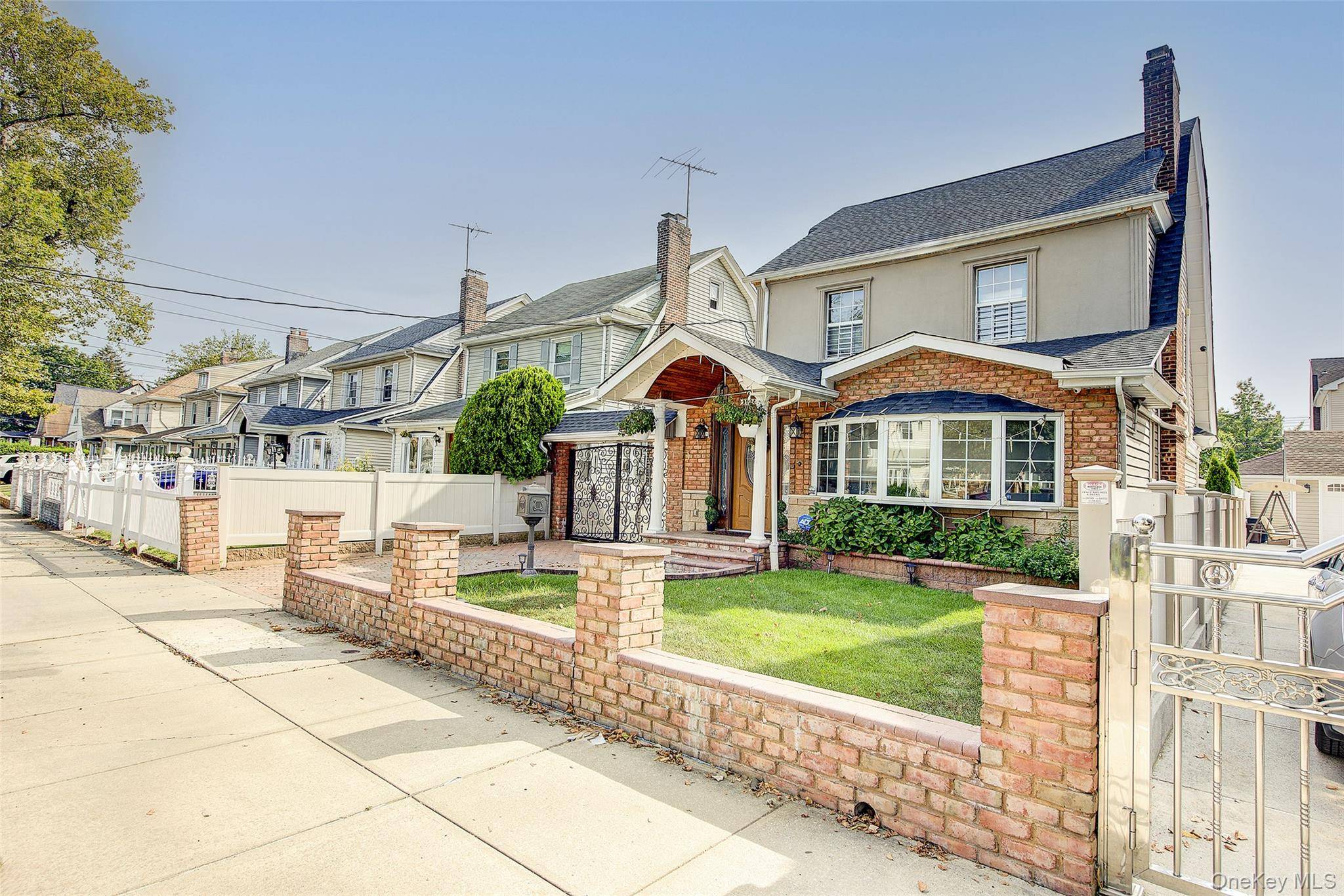 Queens Village, NY 11428,92-24 218 ST