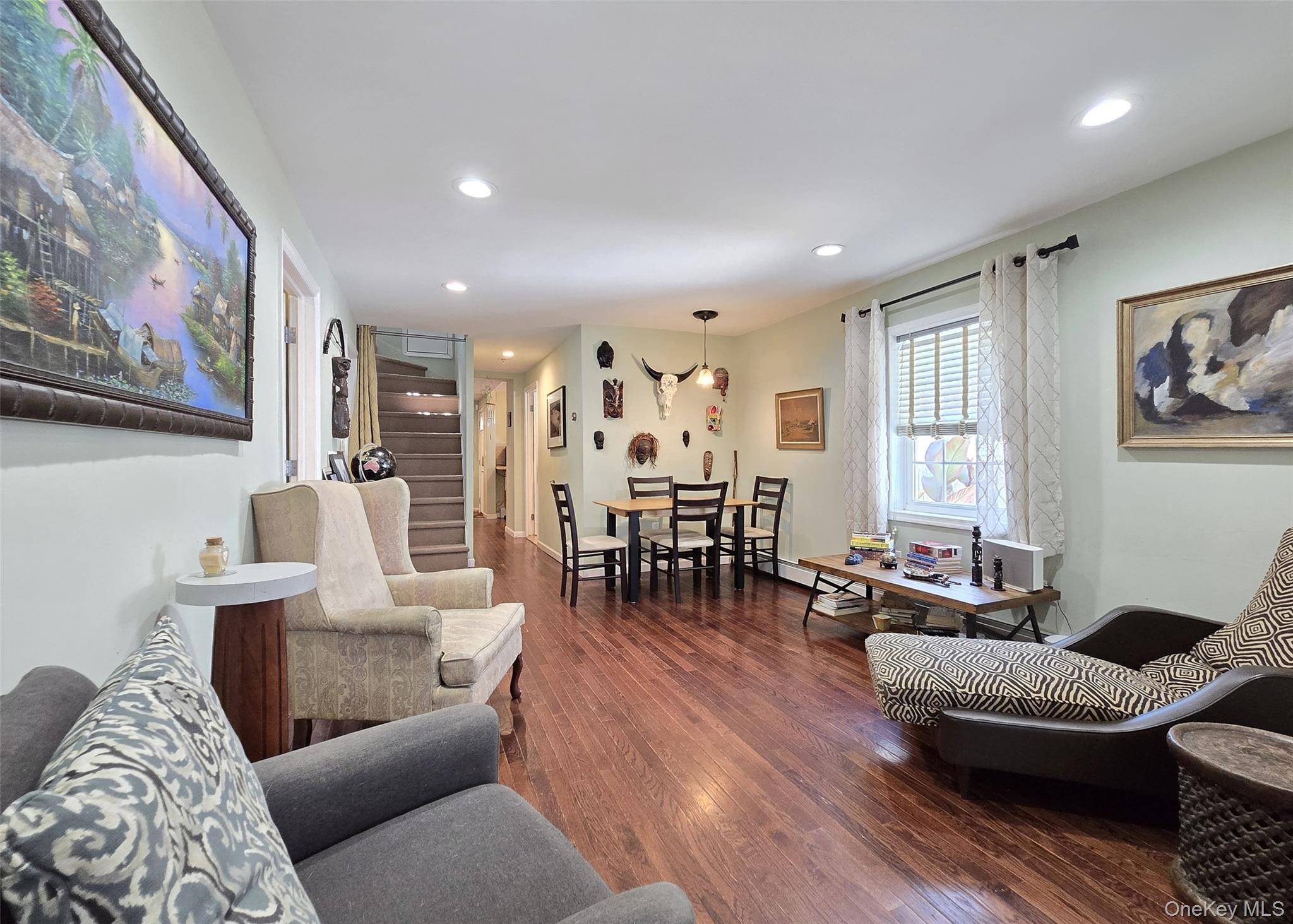 Rockville Centre, NY 11570,445 Clinton AVE