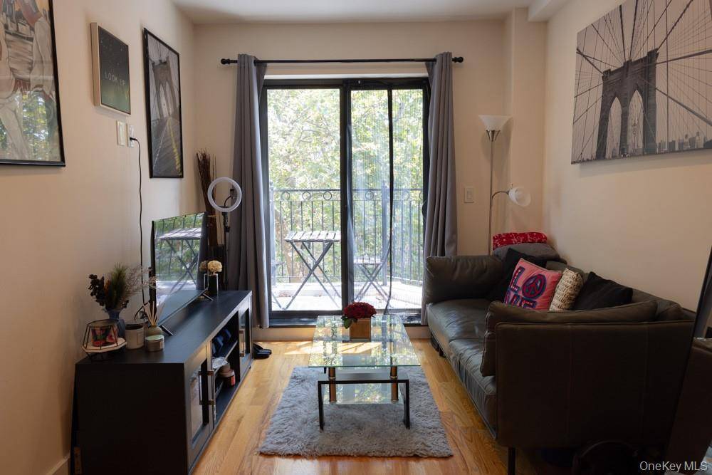 Brooklyn, NY 11237,1405 Hancock ST #3A