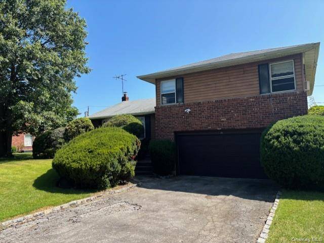 Manhasset Hills, NY 11040,26 Duke DR