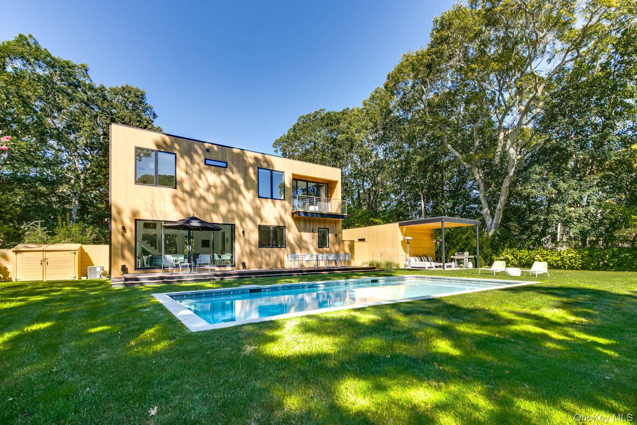 East Hampton, NY 11937,70 Cove Hollow Road