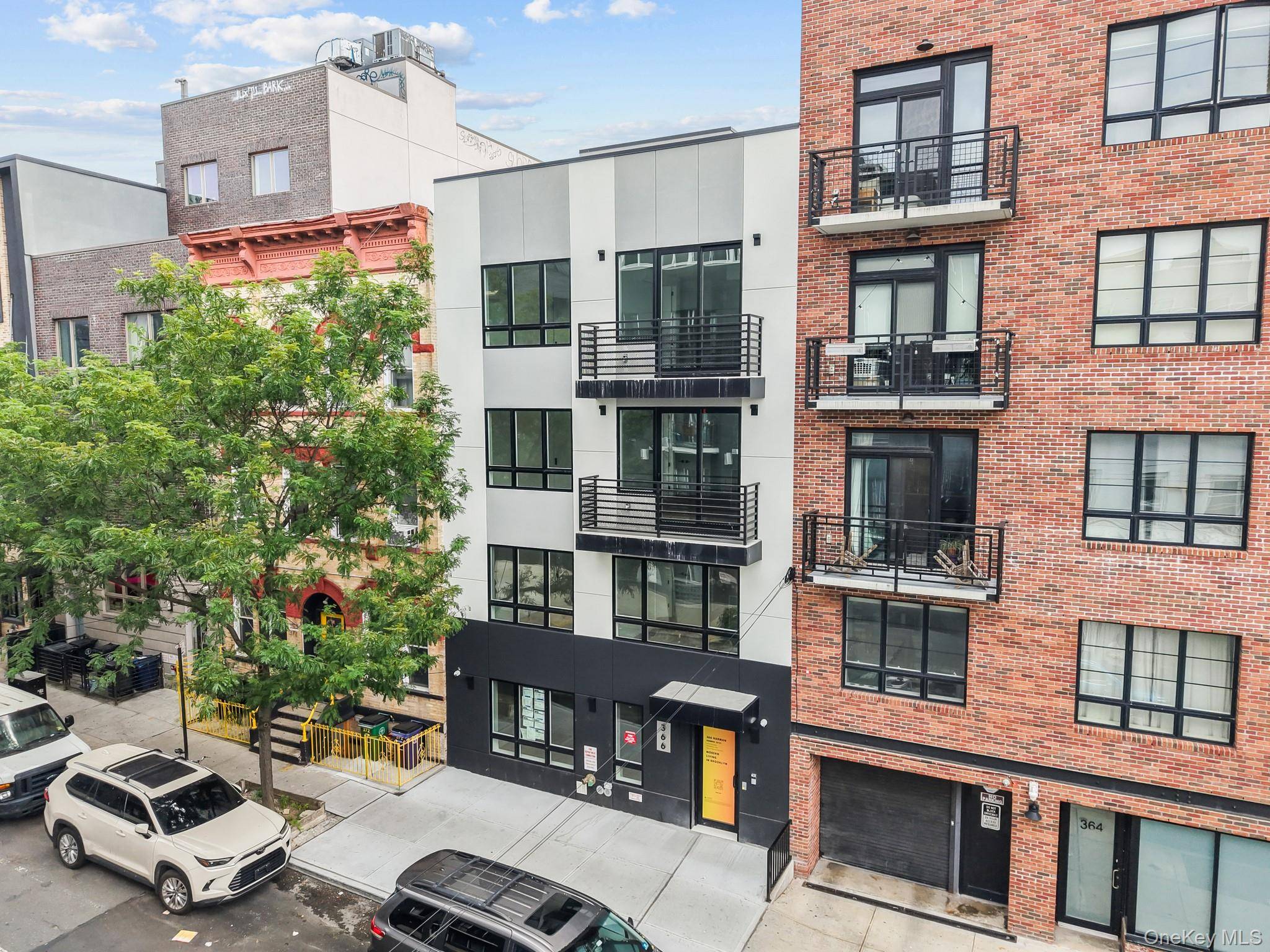 Brooklyn, NY 11237,366 Harman ST #3F