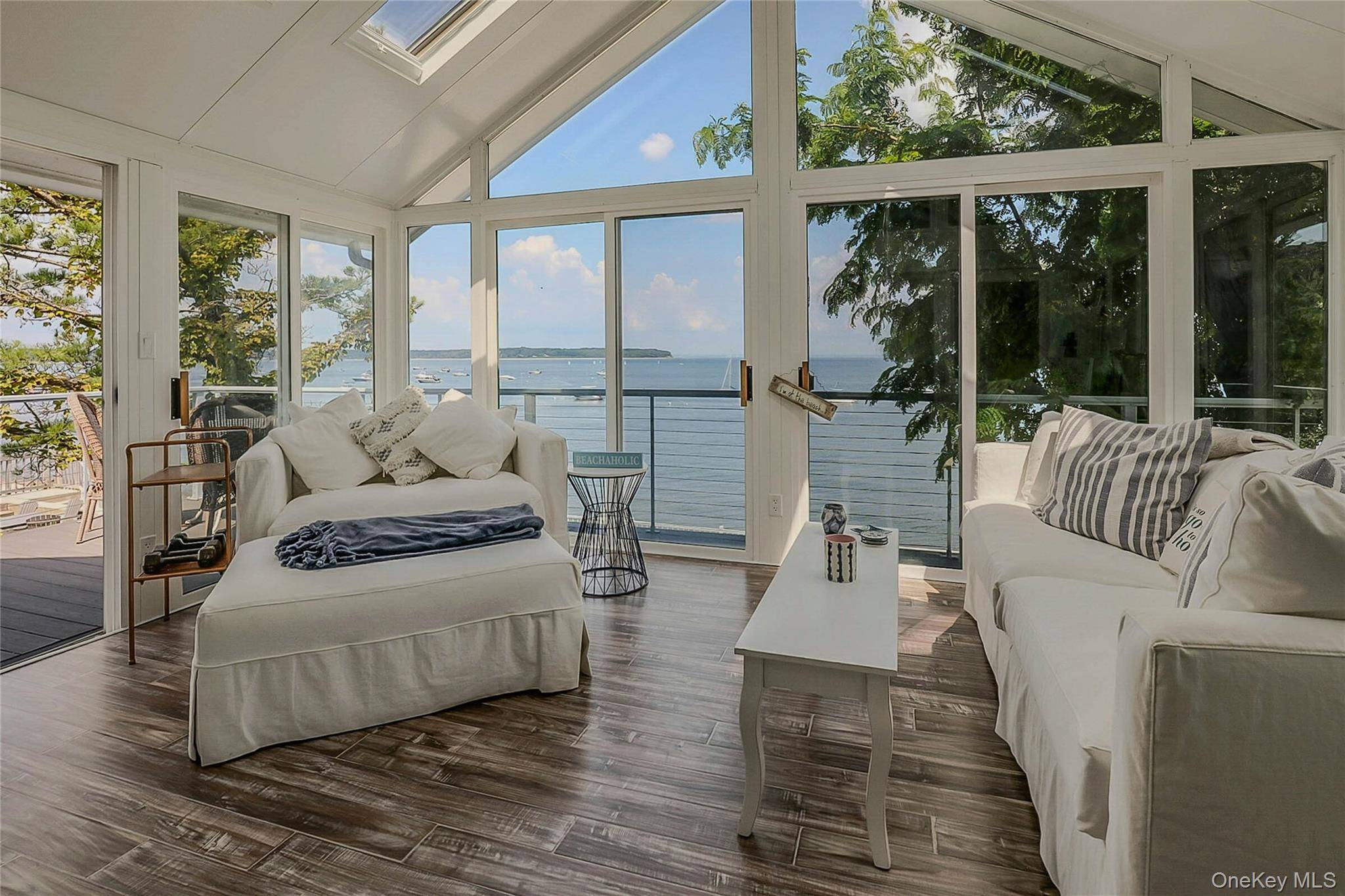 Huntington Bay, NY 11743,27 Shore DR