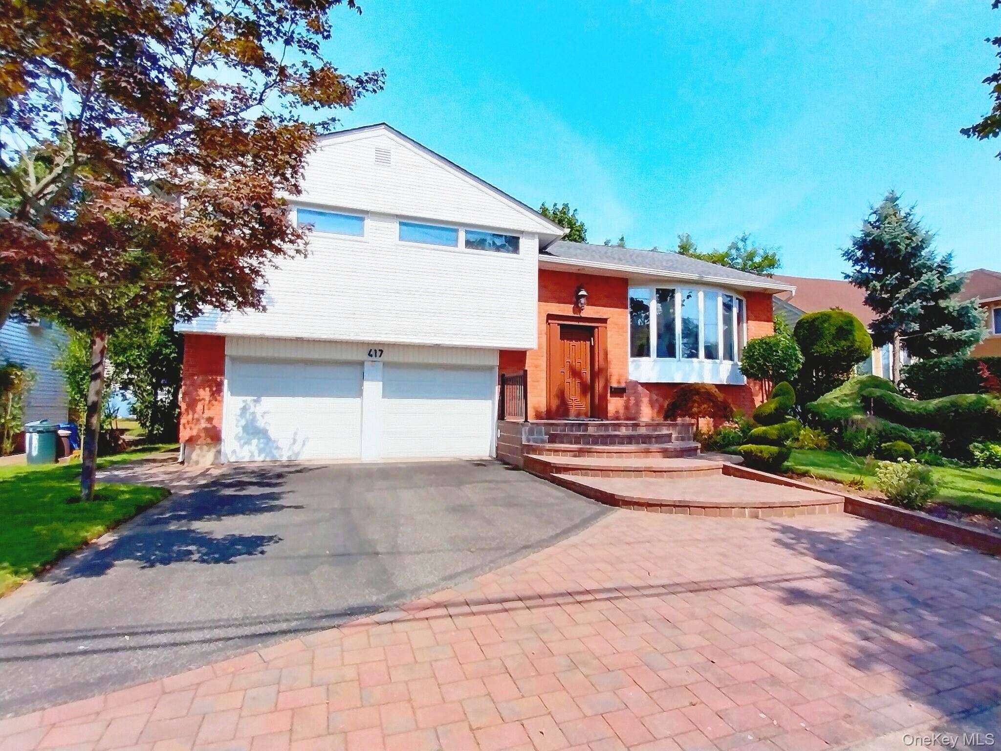 Oceanside, NY 11572,417 Bunker DR