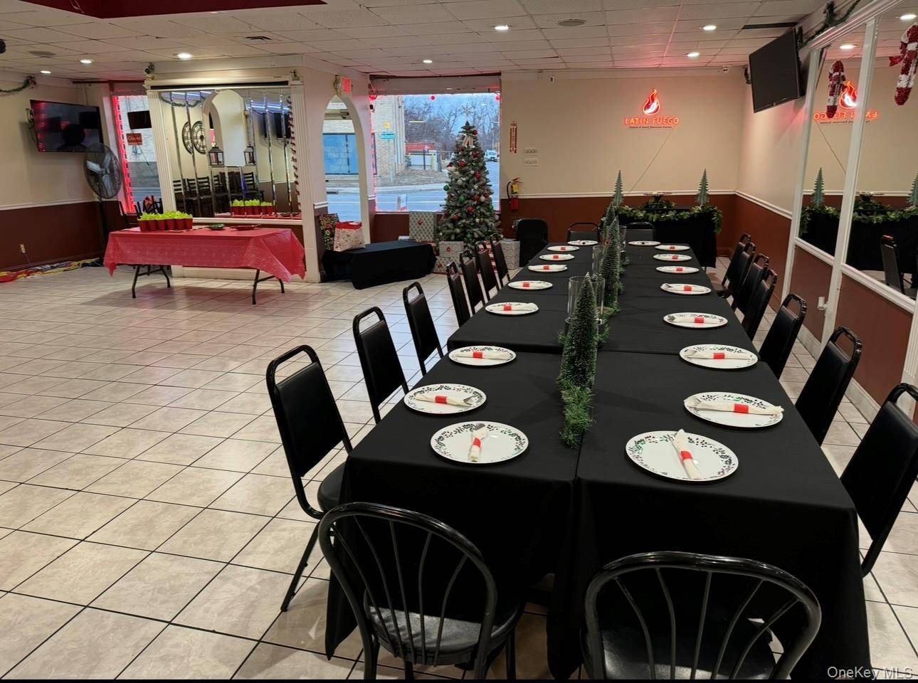 Lindenhurst, NY 11757,895 Wellwood AVE