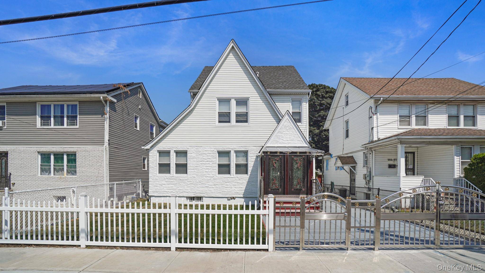 Saint Albans, NY 11412,192-23 116th RD