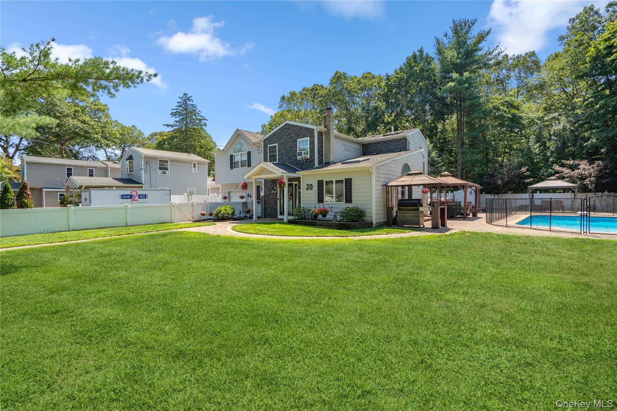 Nesconset, NY 11767,20 Lyda DR