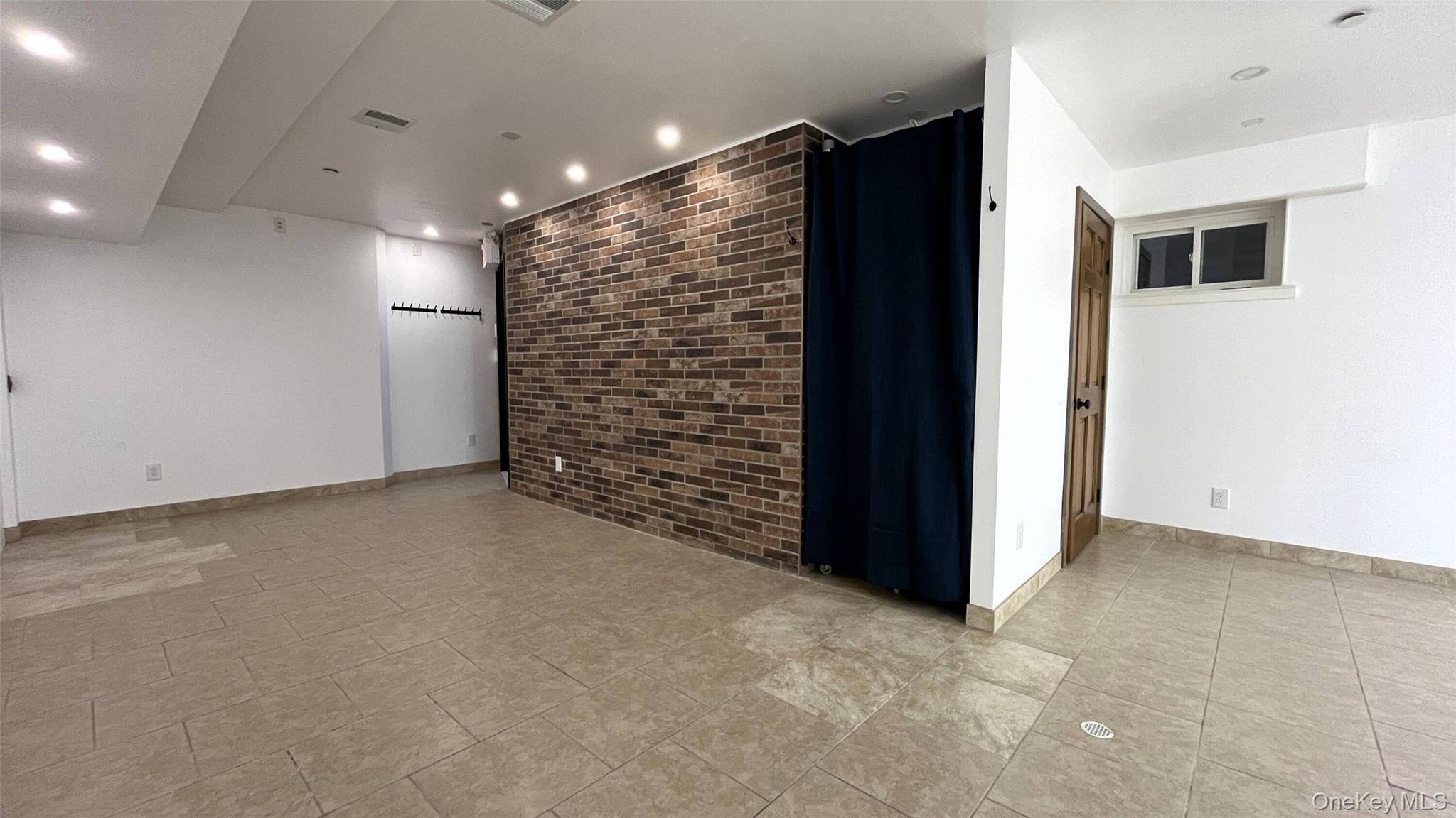 Woodside, NY 11377,6709 Woodside AVE