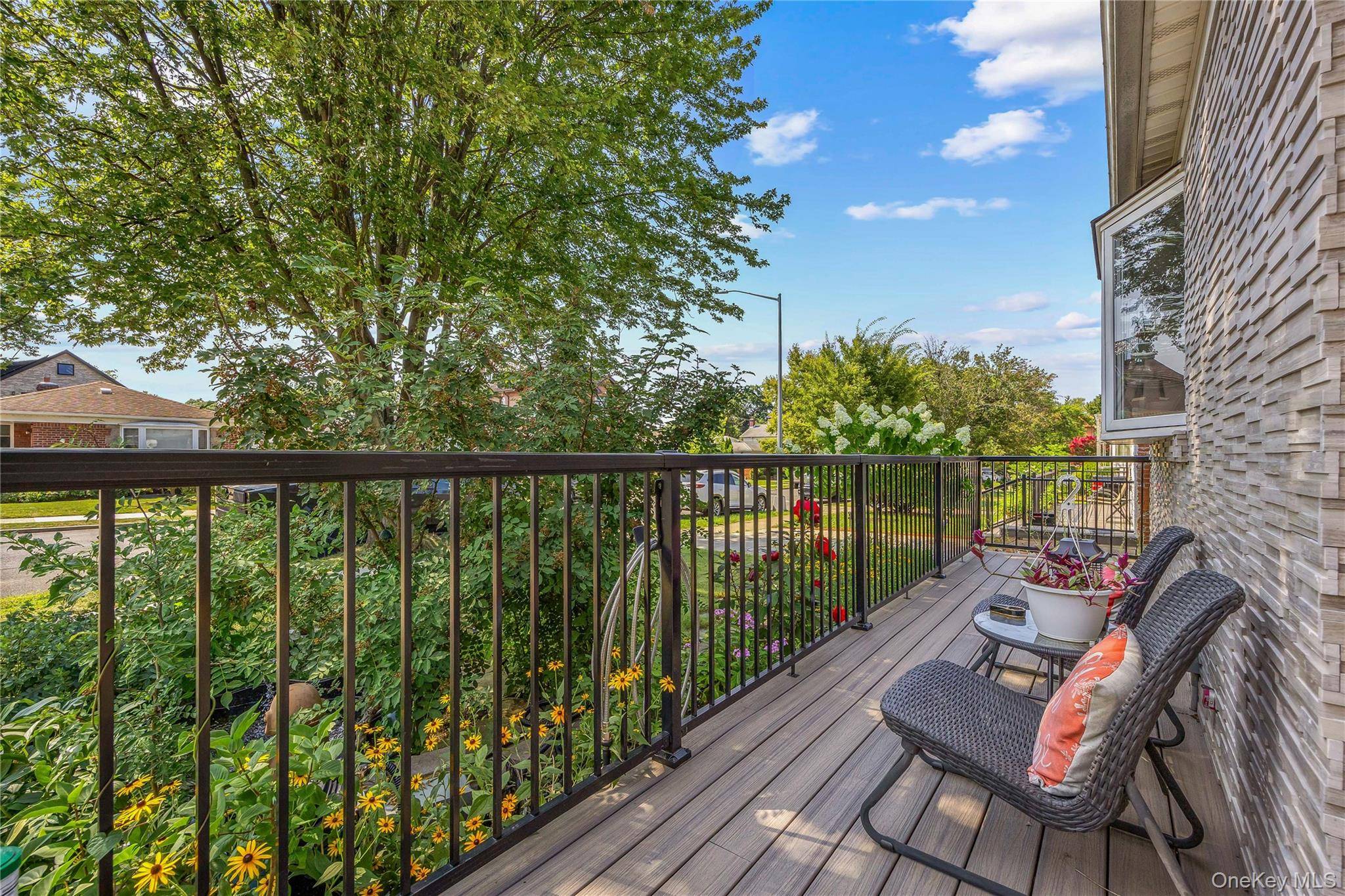 Bayside, NY 11364,5631 219th ST