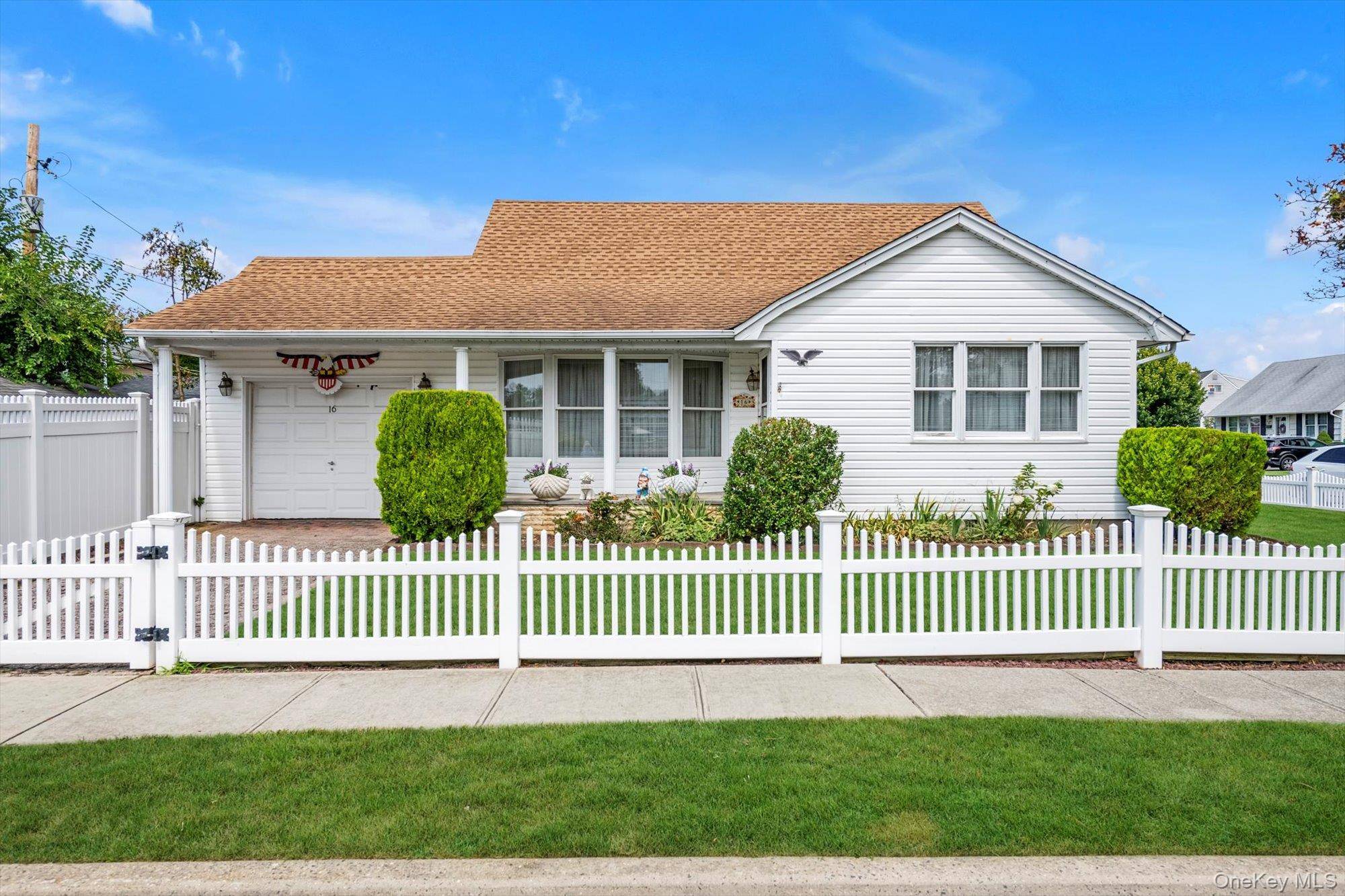 Hicksville, NY 11801,16 Washington AVE