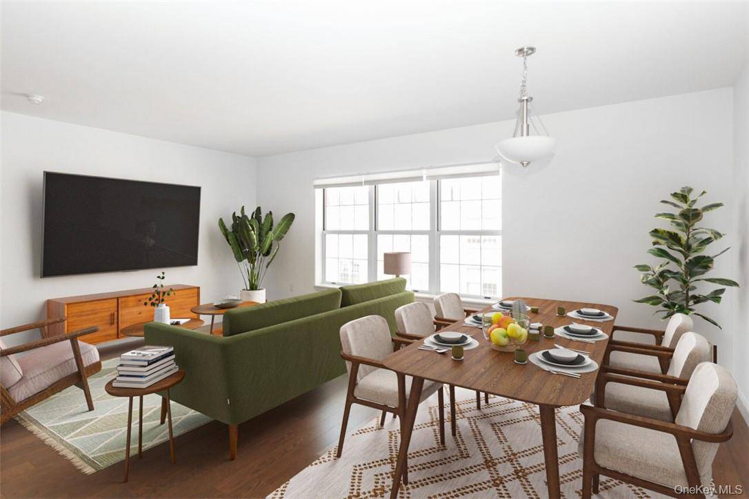 Larchmont, NY 10538,10 Byron PL #604